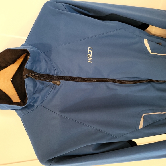 REDUCED!! High performance Halti soft-shell top men's S-M or women's M, - Picture 2 of 10